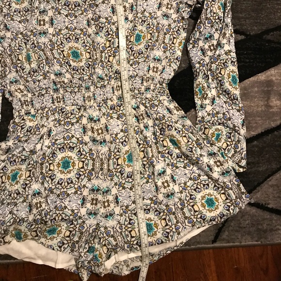 Long Bell sleeve V-neck smock waist printed romper - Picture 3 of 5